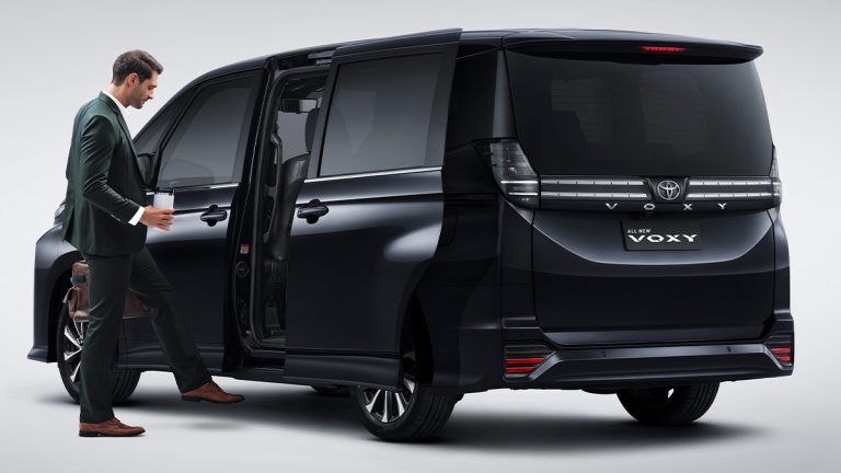 Dual Sliding Door With New Kick Sensor